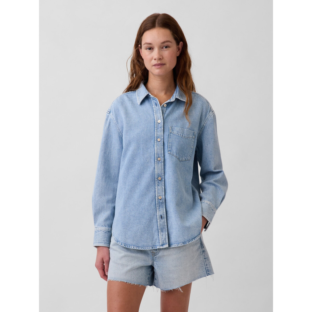 THE RELAXED SHIRT - LT ELLIS - LIGHT WASH 