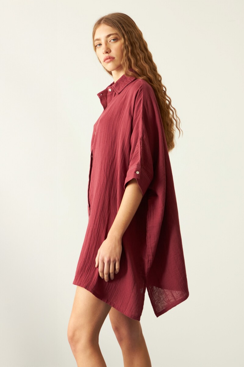 Camisas con botones de carey bordo