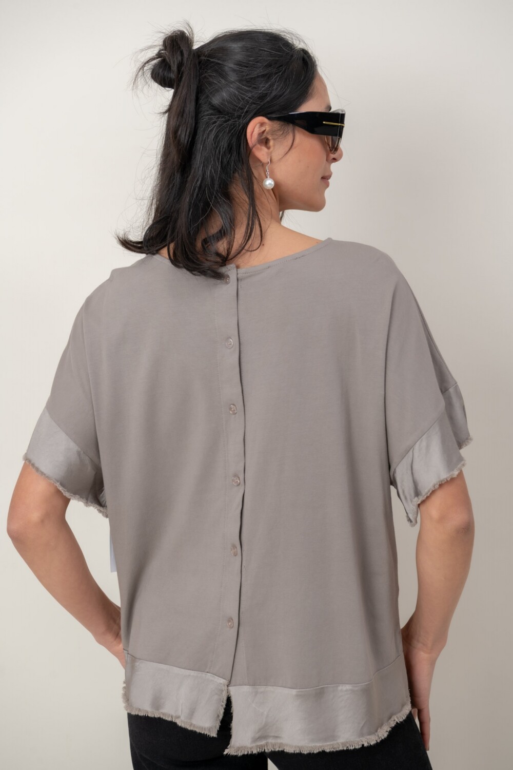 REMERA DIANNE Visón