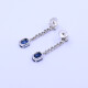 Caravanas oro 18k blanco con brillantes y zafiros oval. Caravanas oro 18k blanco con brillantes y zafiros oval.