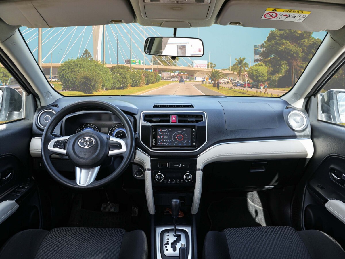 Toyota Rush S 1.5 AT con Ficha Oficial | Permuta / Financia Toyota Rush S 1.5 AT con Ficha Oficial | Permuta / Financia