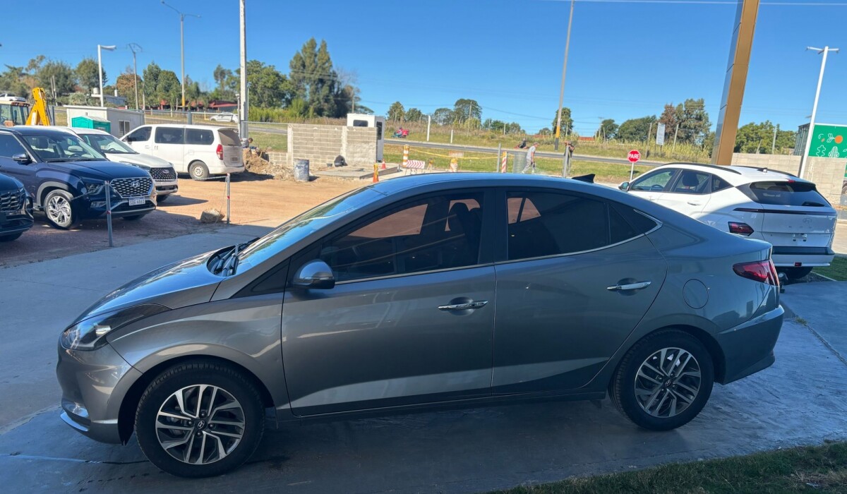 Hyundai HB20S 1.6 AT Unique - 2022 Hyundai HB20S 1.6 AT Unique - 2022