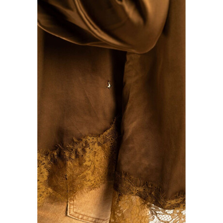 Camisa Saten Ruedo Encaje Chocolate