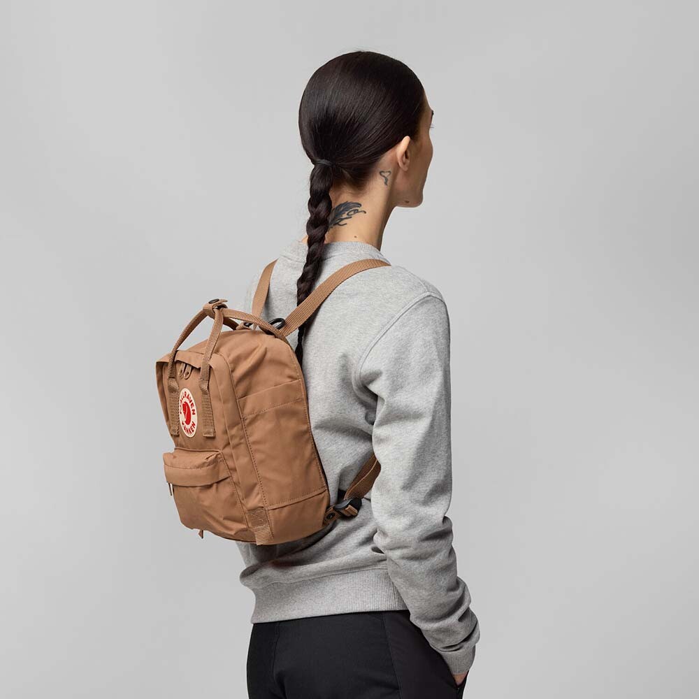Mochila Fjallraven Kanken Mini Unisex Terracotta Brown