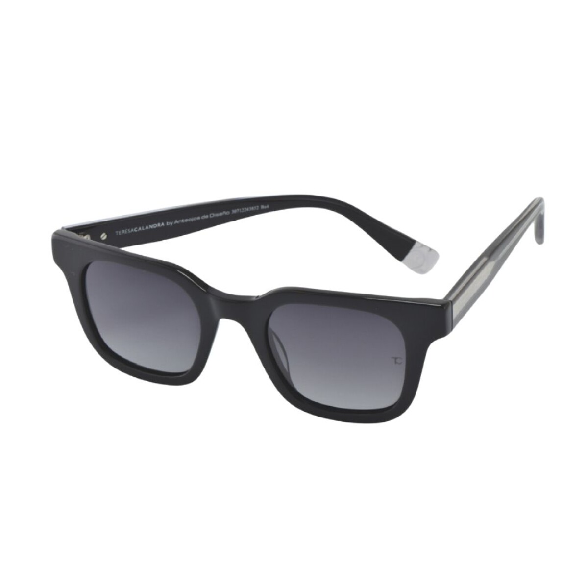 Teresa Calandra Kim col negro 