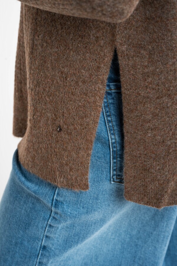 Sweater Texturado Marrón