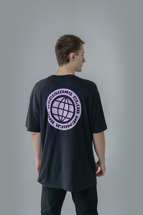 Remera Pulau Bad Decisions Negro