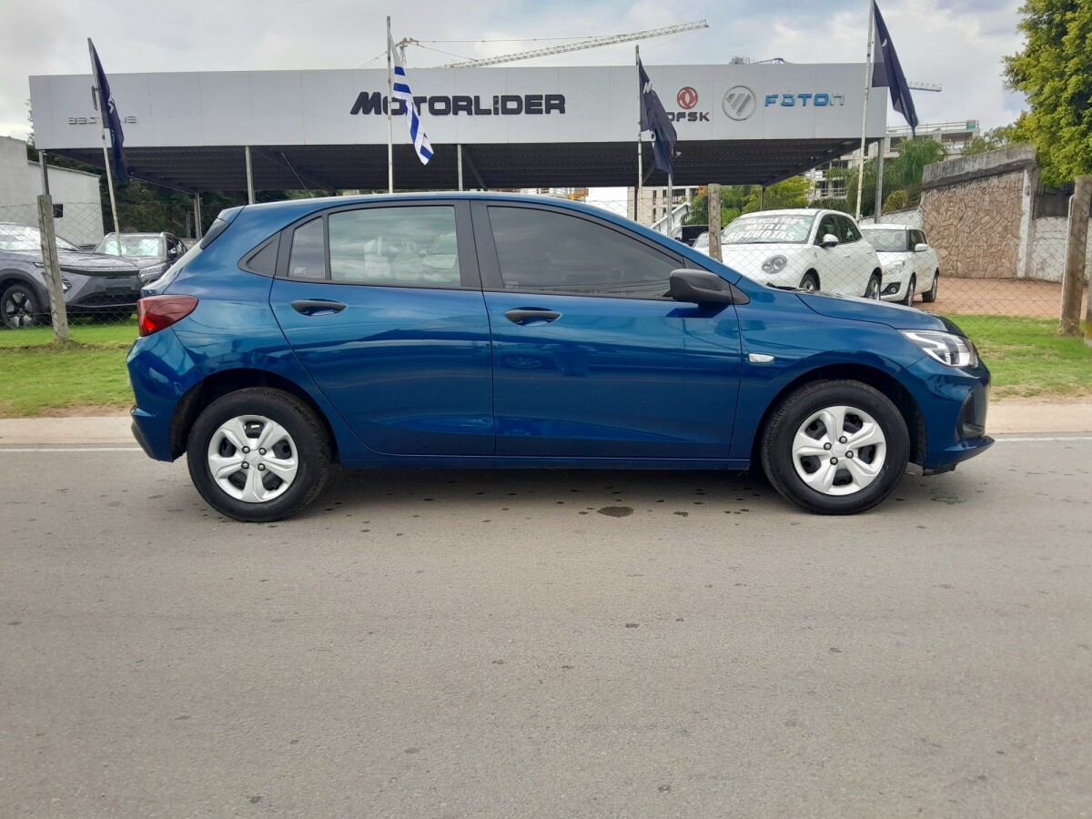 Chevrolet Onix LS 1.0 Extra Full | Permuta / Financia Chevrolet Onix LS 1.0 Extra Full | Permuta / Financia