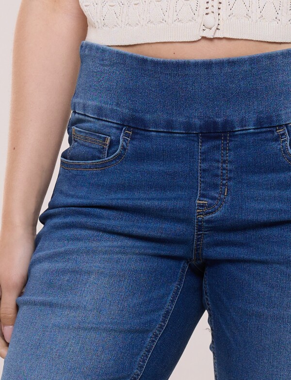 Bermuda Jean Con Pretina Ancha Pull On JEAN