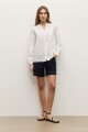 Camisa puntillas y bordados blanco