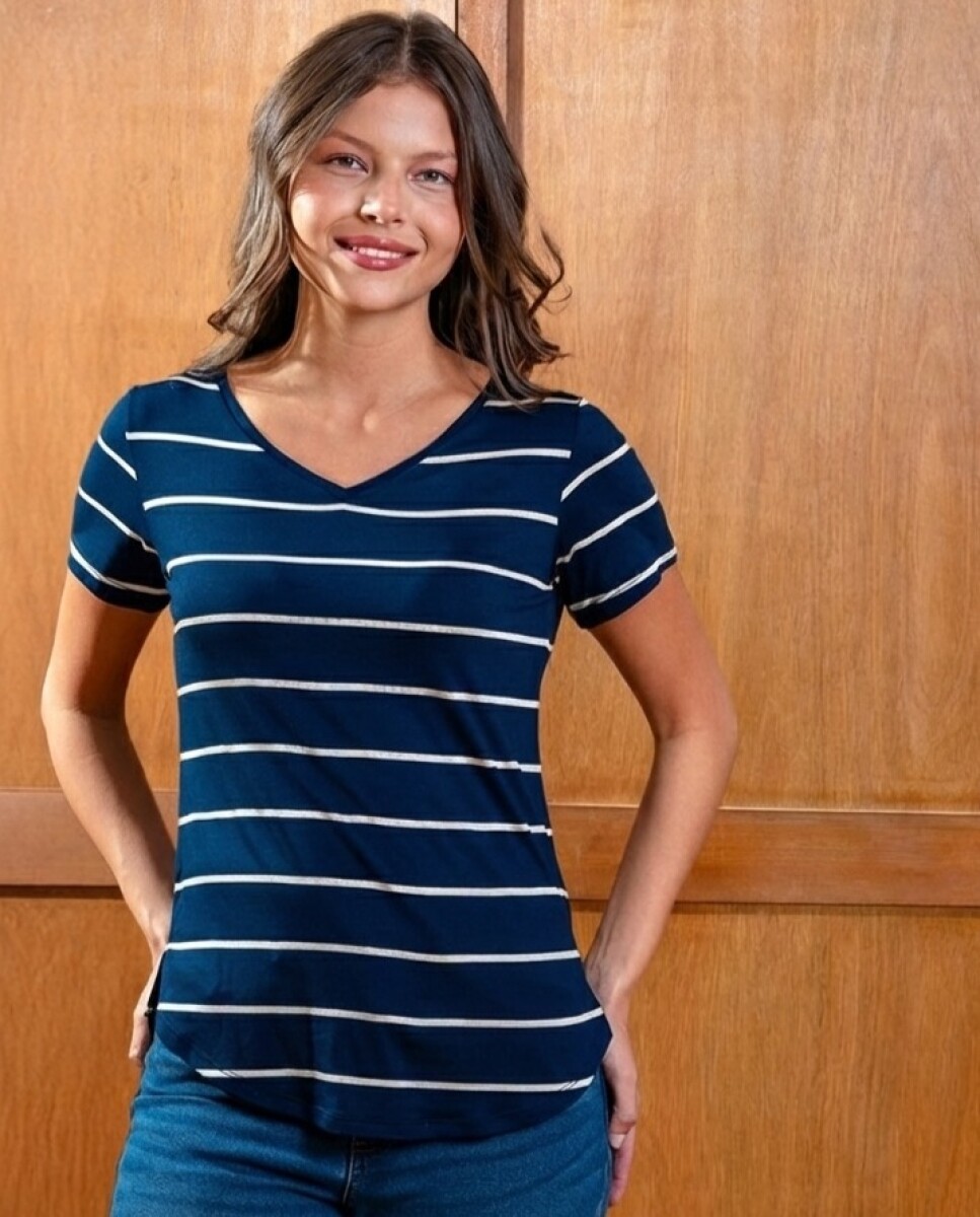 Remera de Viscolycra. 