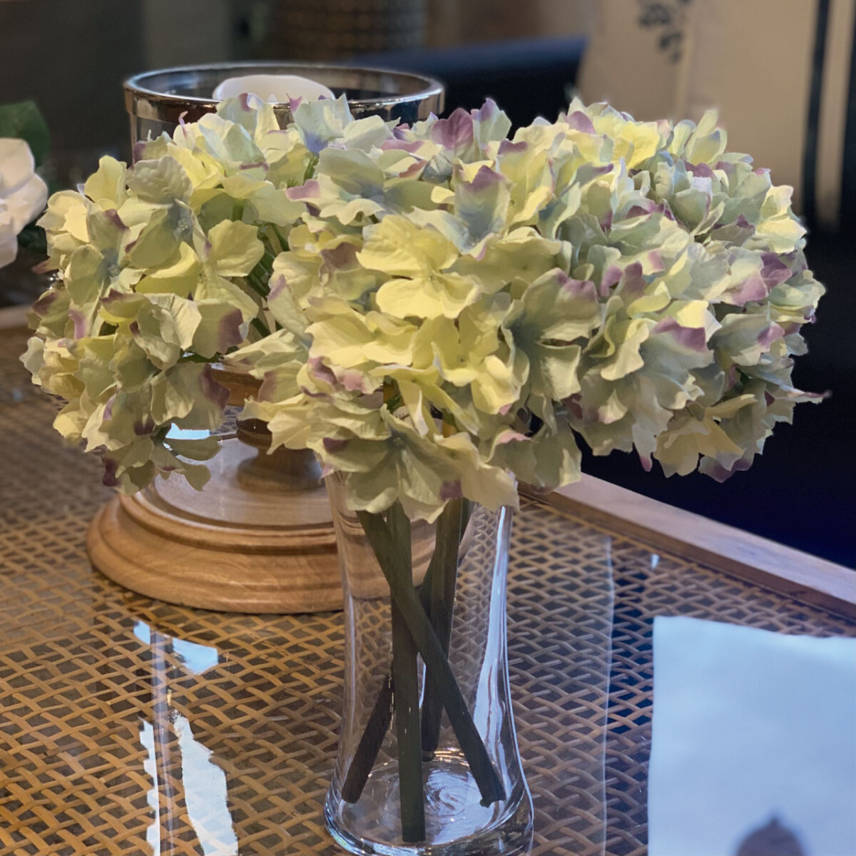 Hortensia verde y lila 