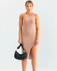 Vestido color nude U