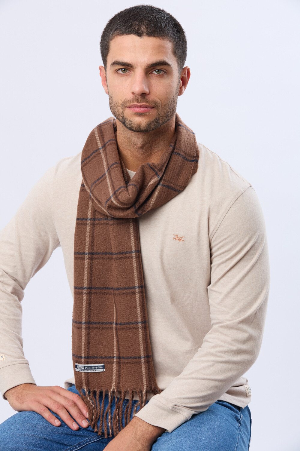 BUFANDA TEJIDA A CUADROS Camel