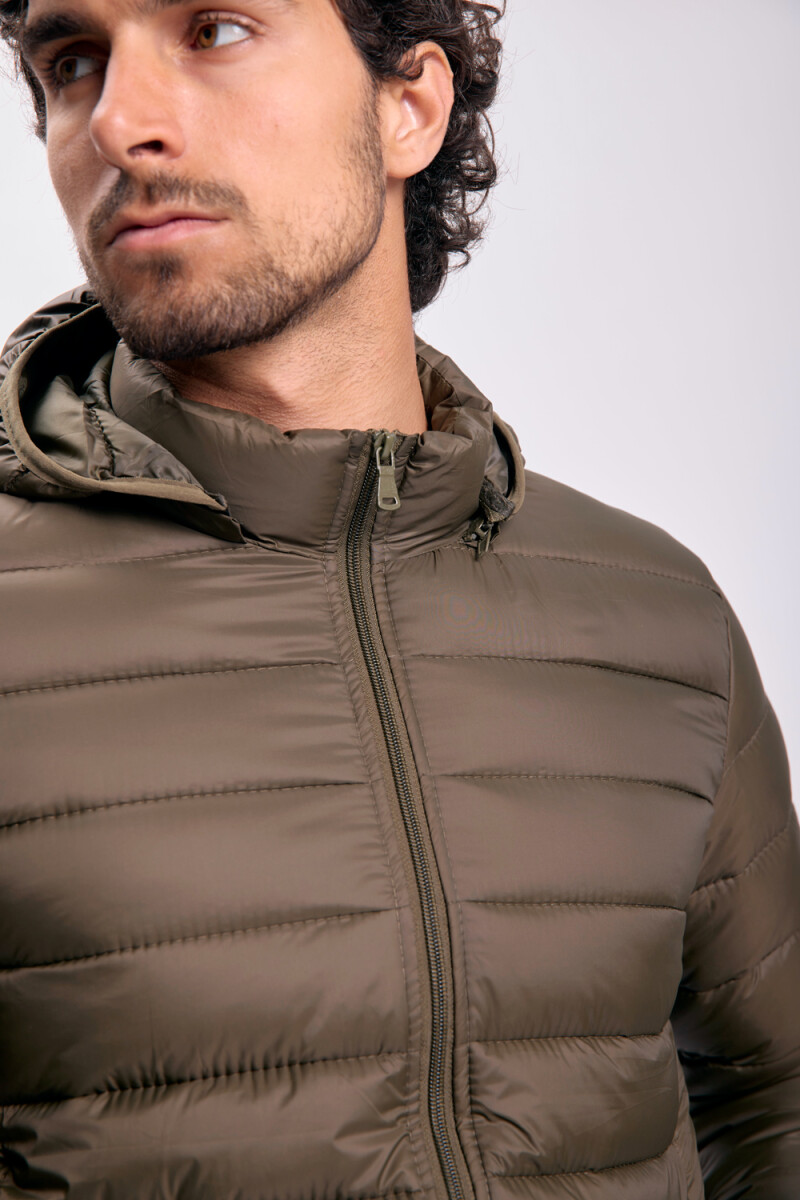 Campera capitoneada básica Verde