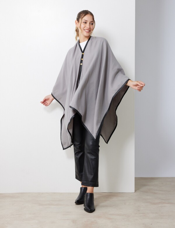 Ruana Botones Ribete GRIS