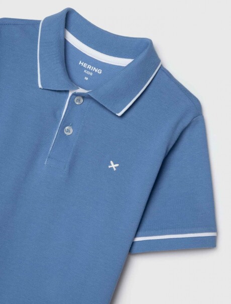 POLO INFANTIL CON LOGO BORDADO CELESTE