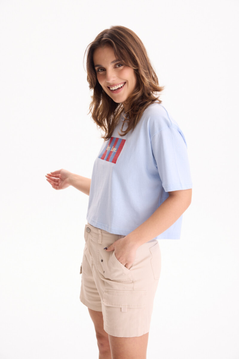 Remera Love Celeste
