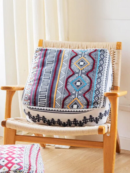 PUFF CUADRADO TEXTIL ETNICO BORDO BORDEAUX