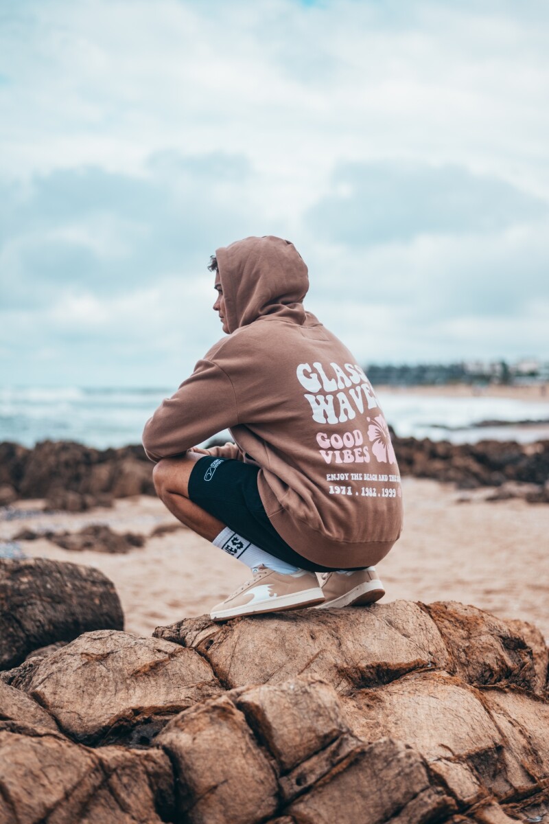 Hoodie Good Vibes Over Fit / Marrón U