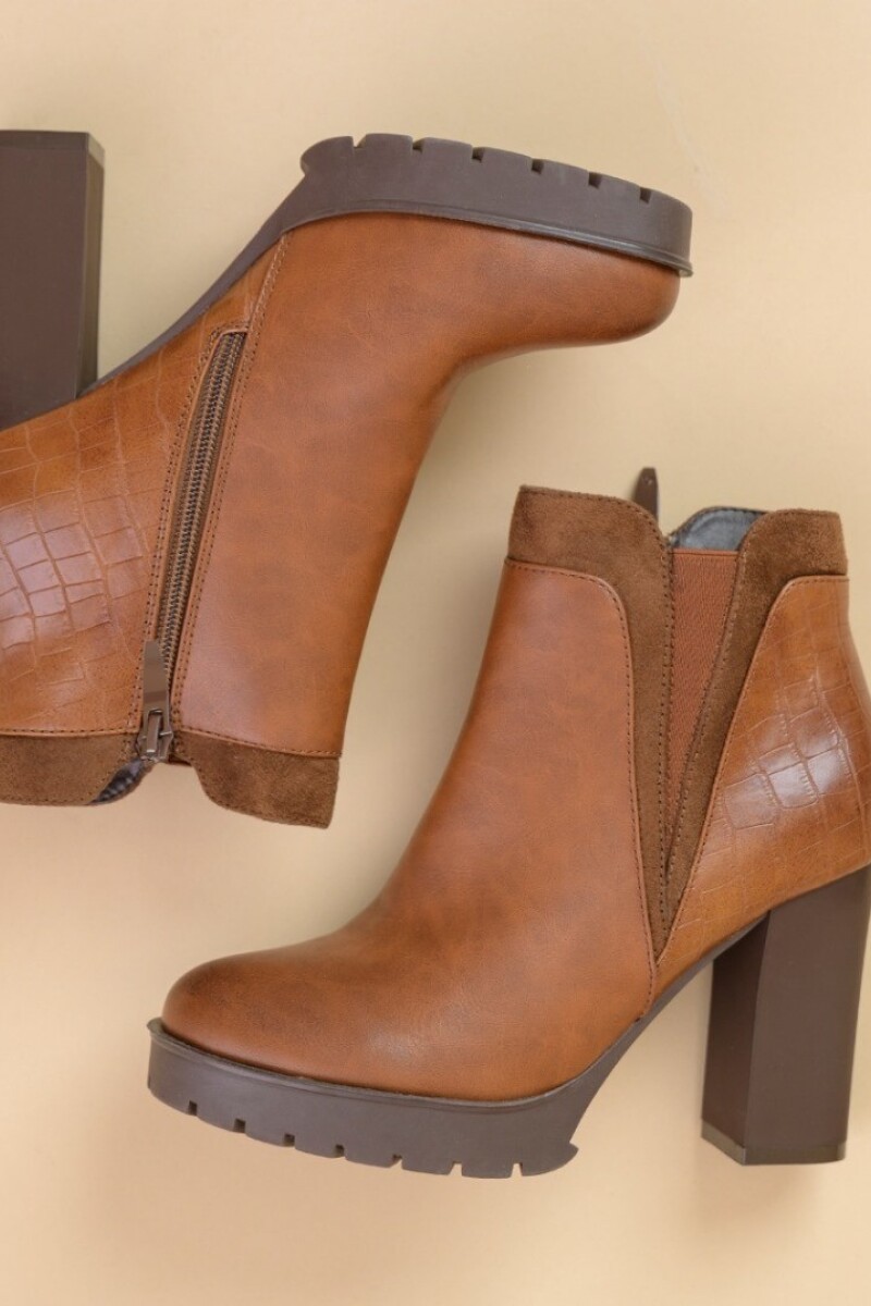 Bota Casual. Bota Casual.