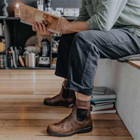 Botas Blundstone 1609 Elastic Side V Cut Antique Marrón