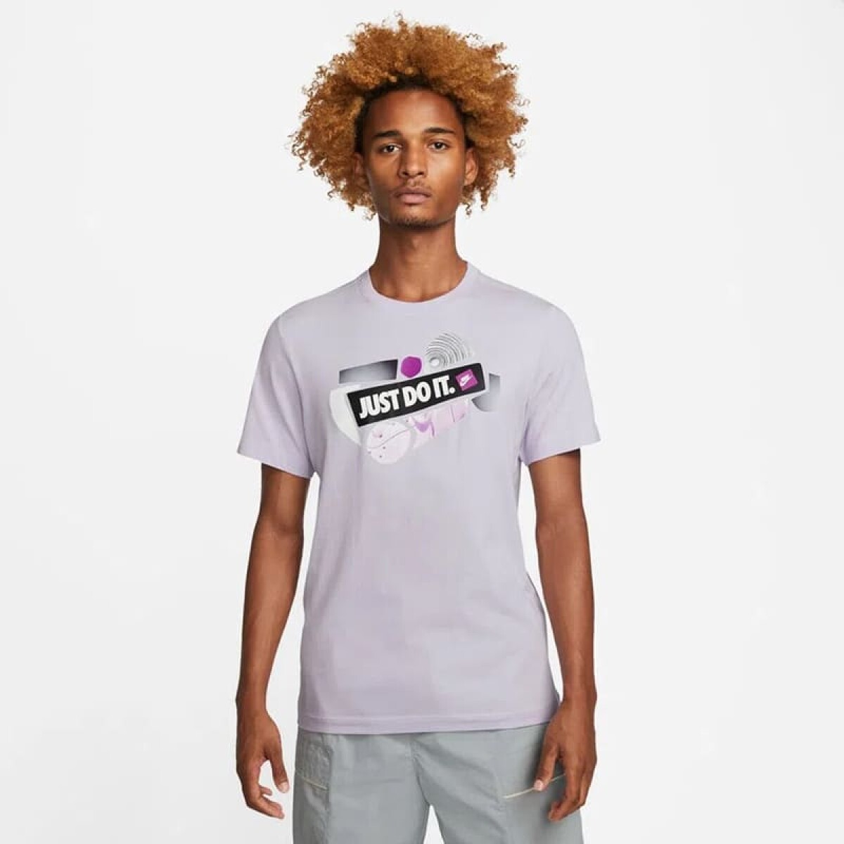 Remera NIKE VIOLET FROST de Hombre DR8036-546 - Lila 