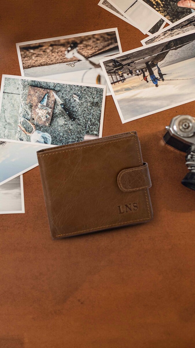 BILLETERA CUERO MORFEO - WHISKY 