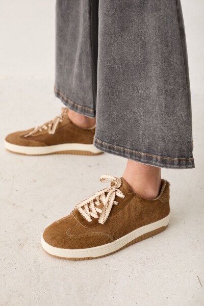 ZAPATILLA PLAY Camel Pelo