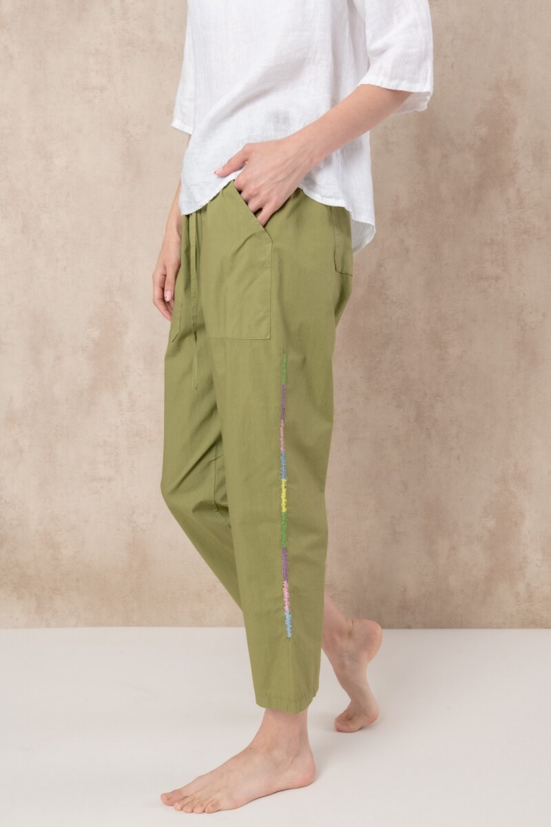 Pantalón Karina con bordados 