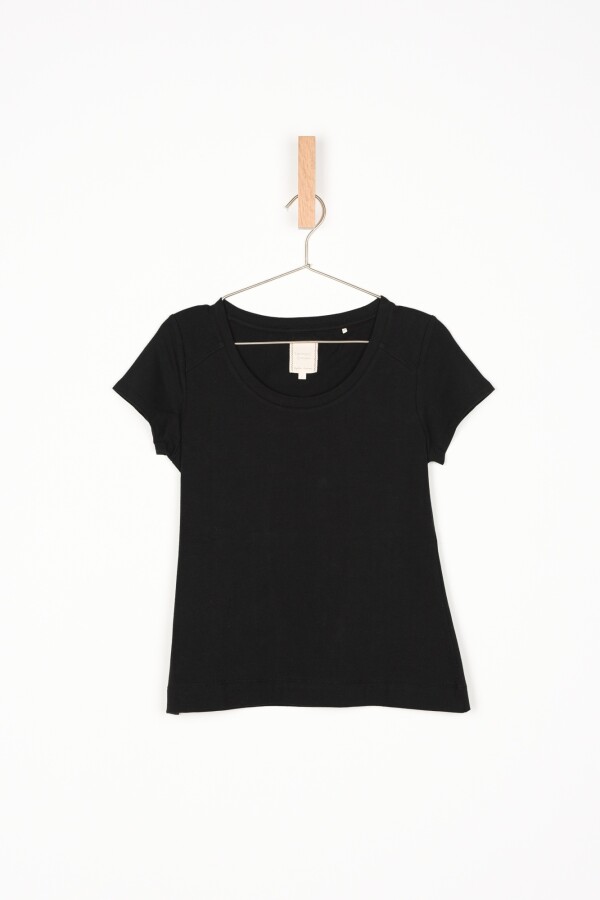 Remera Negro