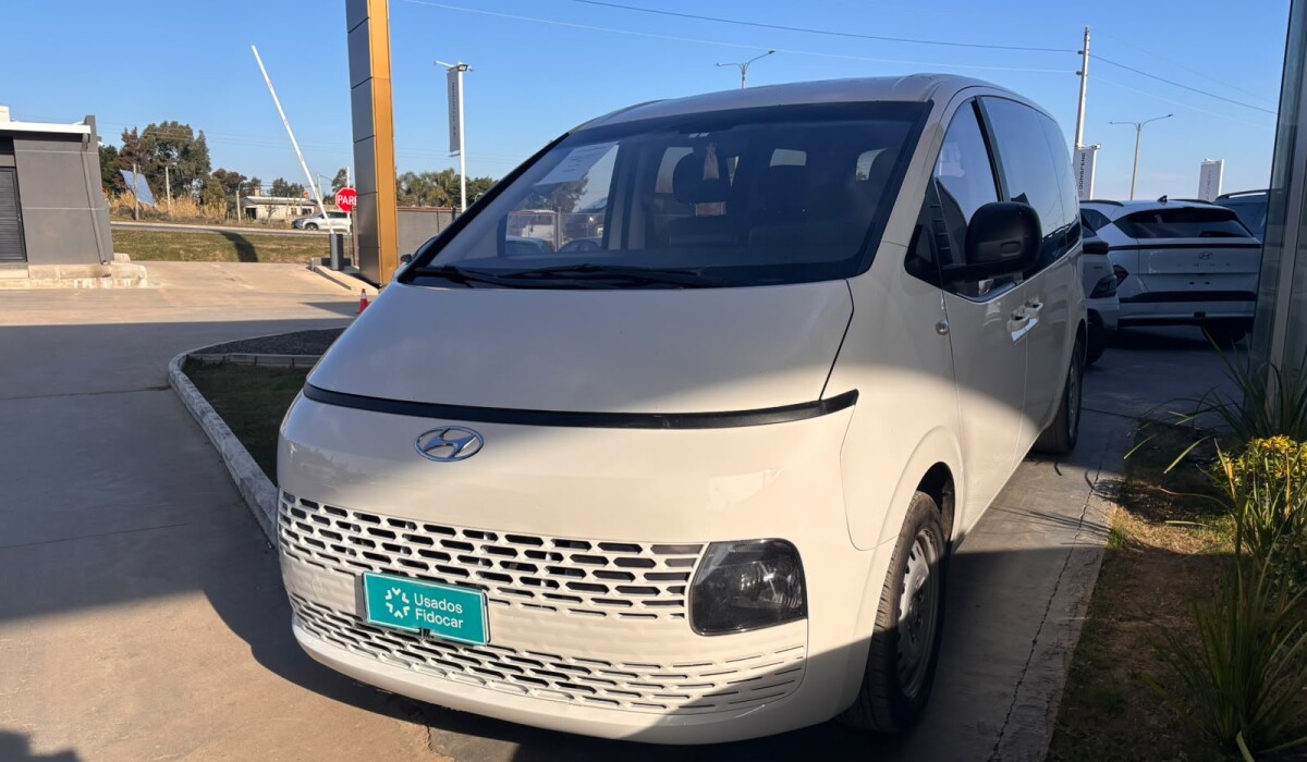Hyundai H1 Staria 2.2 Diesel Minibus 10plz - 2023 Hyundai H1 Staria 2.2 Diesel Minibus 10plz - 2023