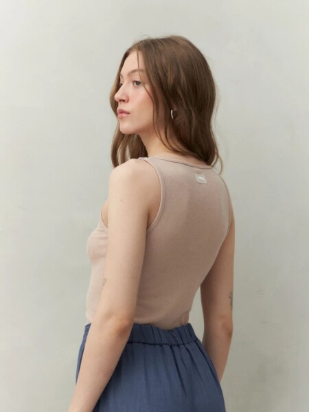 MUSCULOSA D.CASSIN LUCREACIA HUESO