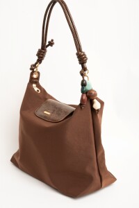 Cartera Con Charm Chocolate