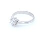 Anillo solitario en oro 18k blanco y brillante. Anillo solitario en oro 18k blanco y brillante.