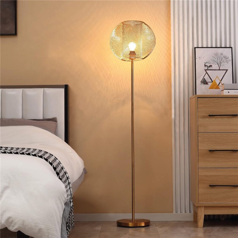 LAMPARA DE PIE D35x150CM METAL DORADO LAMPARA DE PIE D35x150CM METAL DORADO