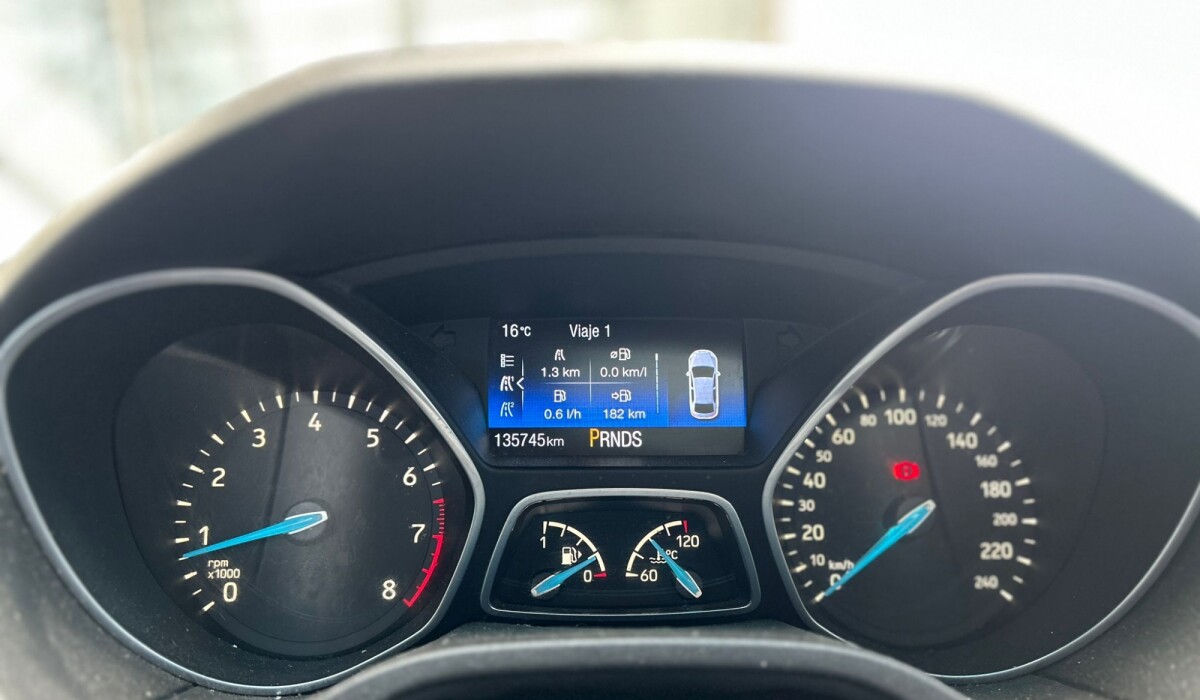 FORD FOCUS TITANIUM AT 2.0 2017 FORD FOCUS TITANIUM AT 2.0 2017