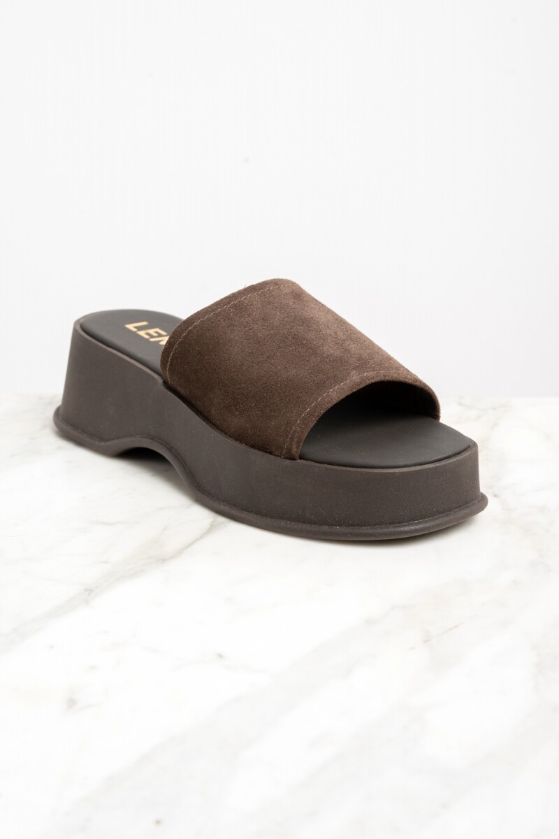 Zueco Gamuza Chocolate