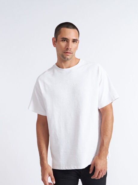 REMERA MIKKEL BLANCO