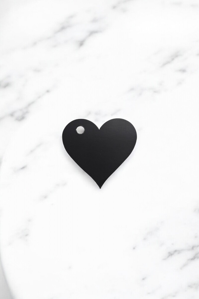 Tag corazon - NEGRO 