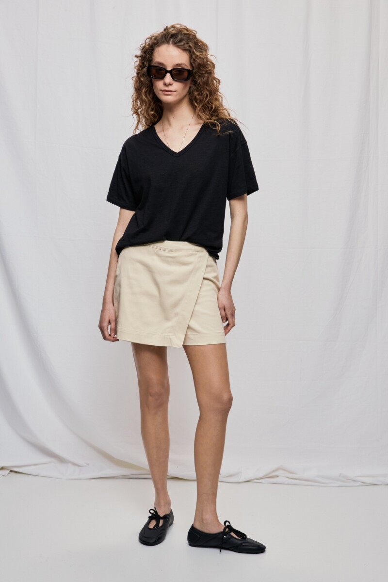 SHORT RUMA Arena