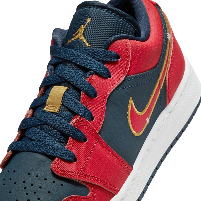 NIKE AIR JORDAN 1 LOW NIKE AIR JORDAN 1 LOW