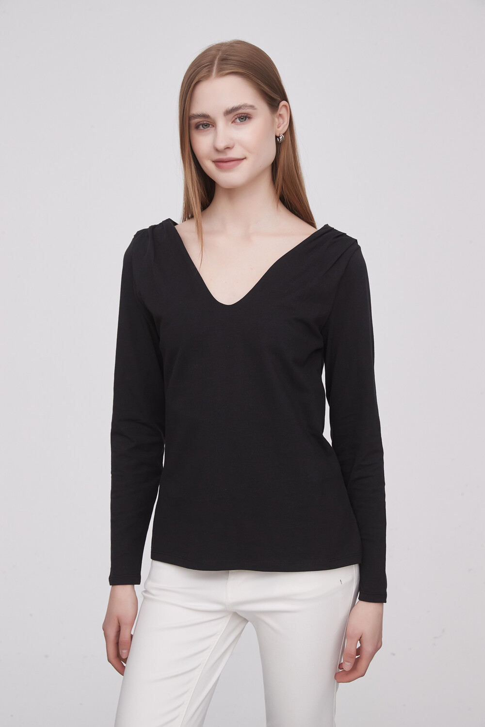 Remera Terana Negro
