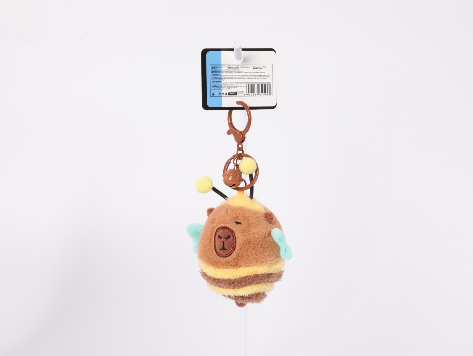 COLGANTE PARA BOLSA COMBINADO CAPIBARA Y ABEJA 
