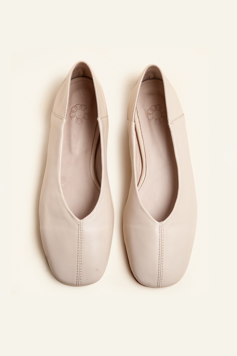 ZAPATO AMA Crema
