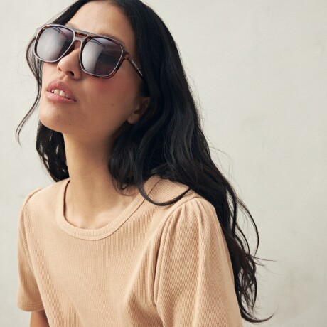 REMERA CARLO Caramelo