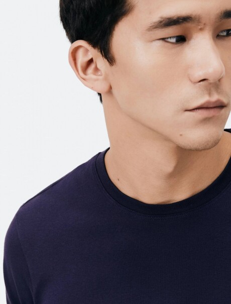 CAMISETAS BÁSICAS REGULAR WORLD AZUL OSCURO