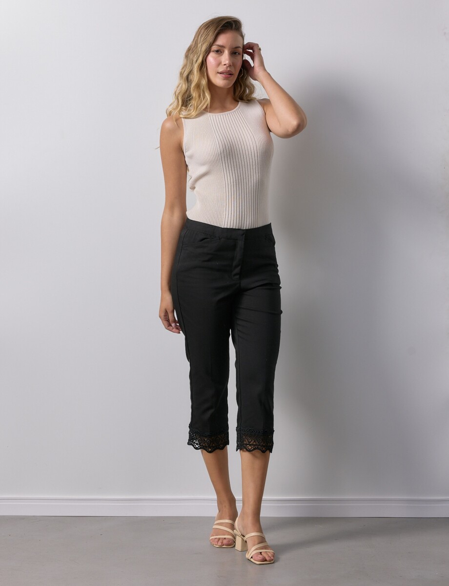 Capri Algodón Crochet - Negro 