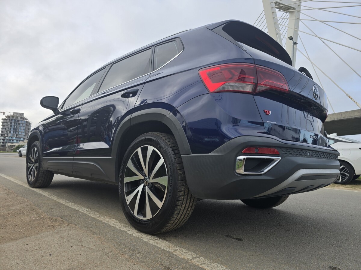 Volkswagen Taos Highline 1.4T| Permuta / Financia Volkswagen Taos Highline 1.4T| Permuta / Financia