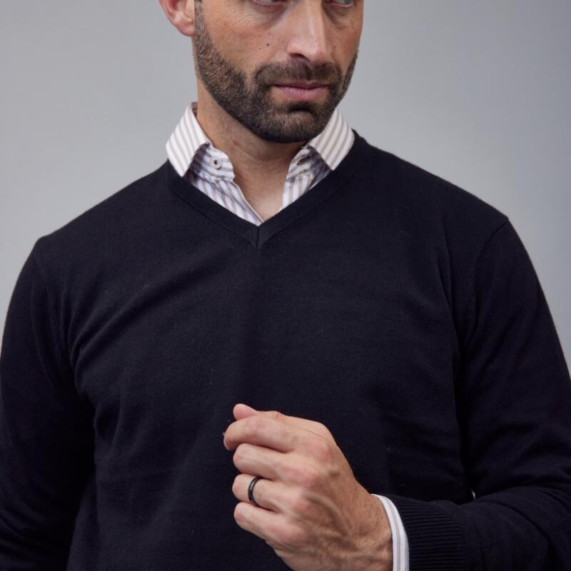 SWEATER NEGRO
